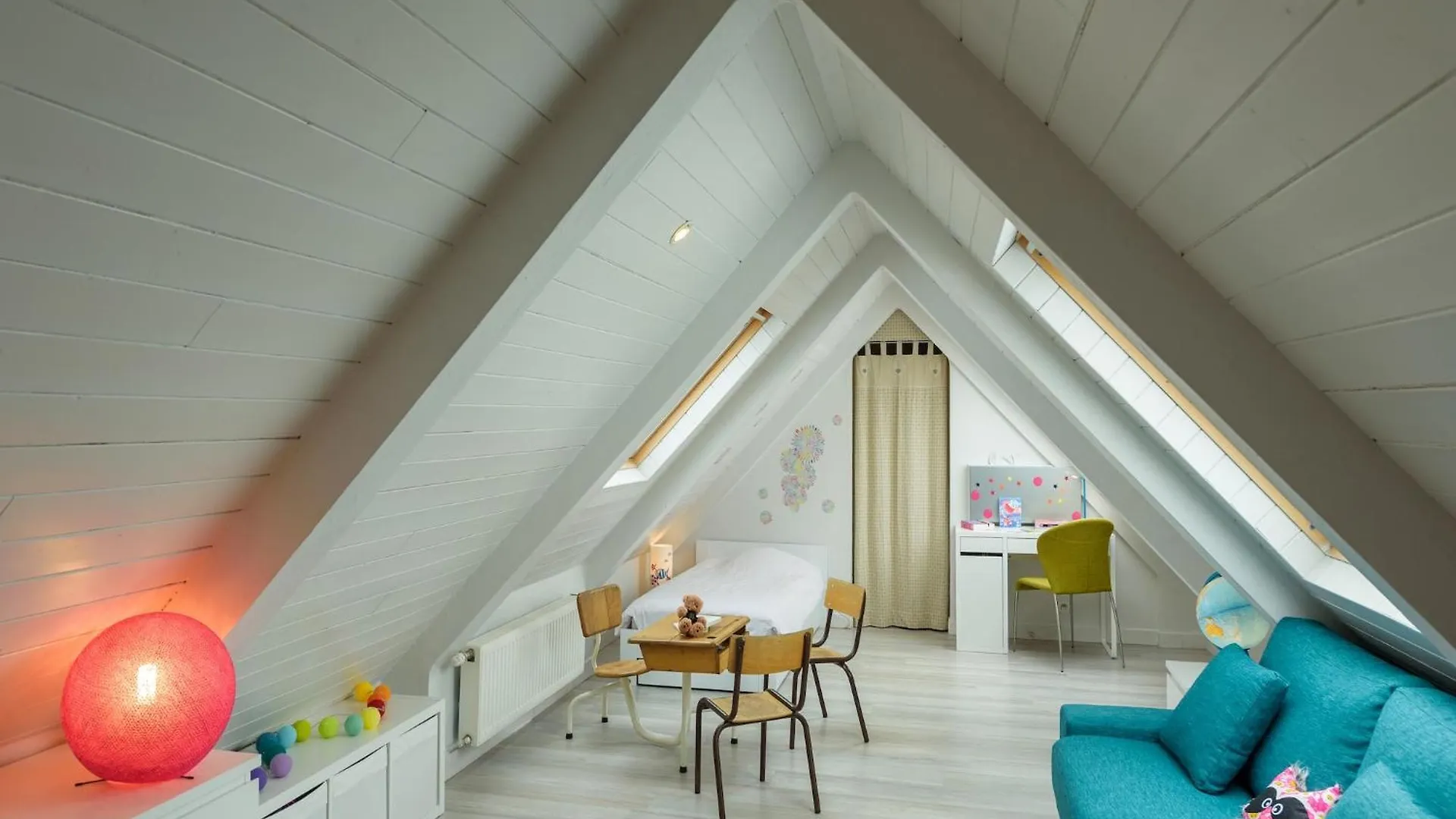 Peaceful Holiday Home In Plouguin With Indoor Pool 0*,  フランス