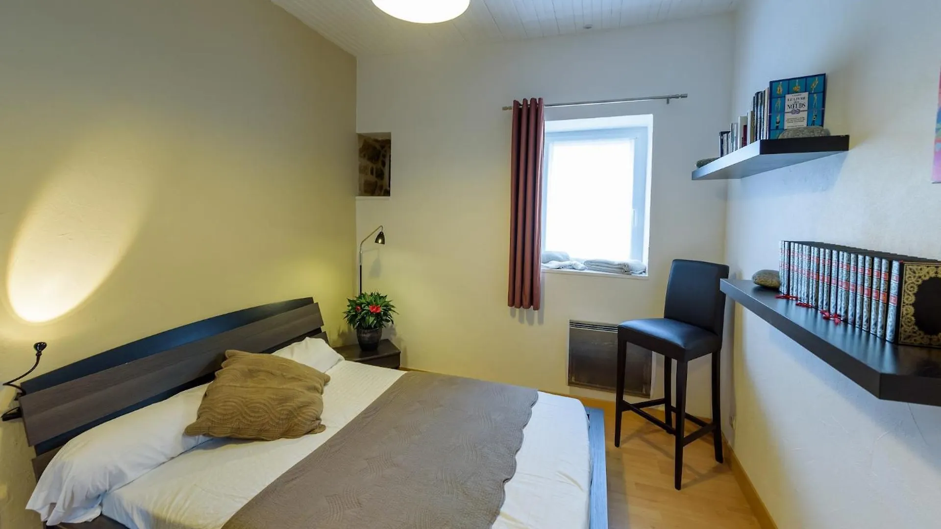 Peaceful Holiday Home In Plouguin With Indoor Pool 0*,