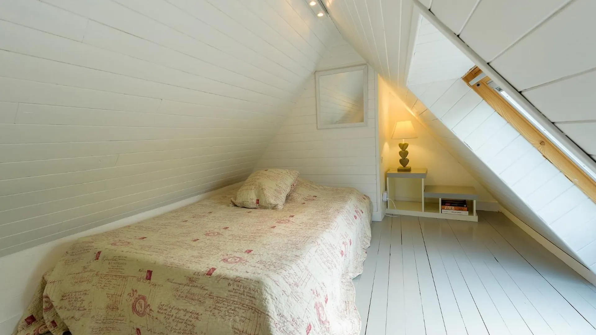 Peaceful Holiday Home In Plouguin With Indoor Pool